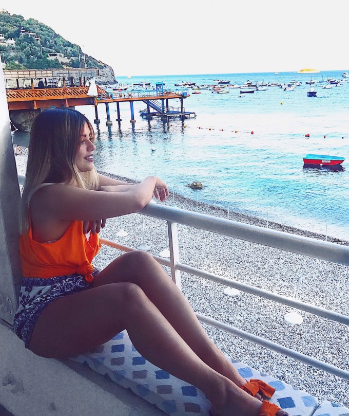 Processed with VSCO with f2 preset